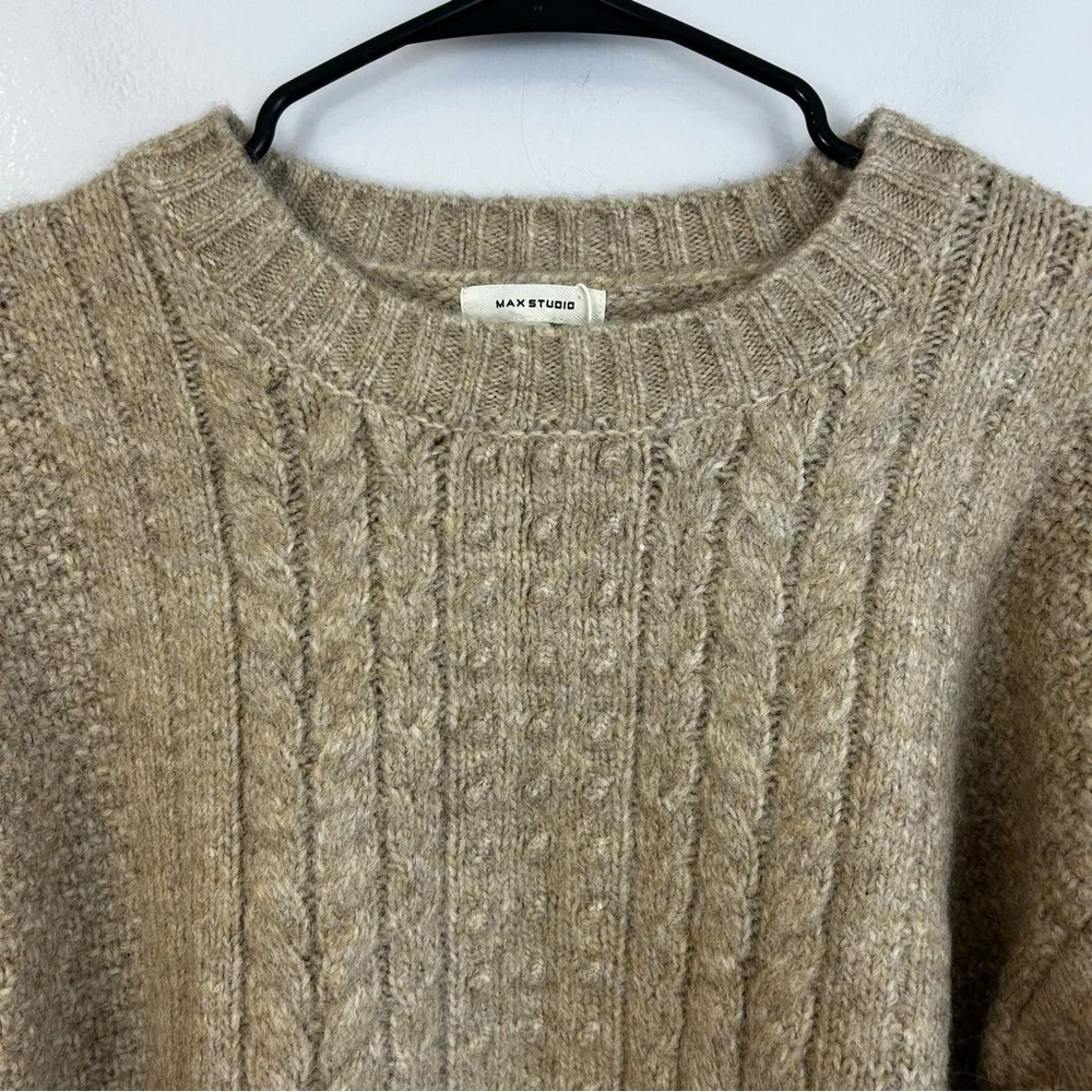 NWT Max Studio Cafeault Beige Cable Knit Pullover Sweater Size Small